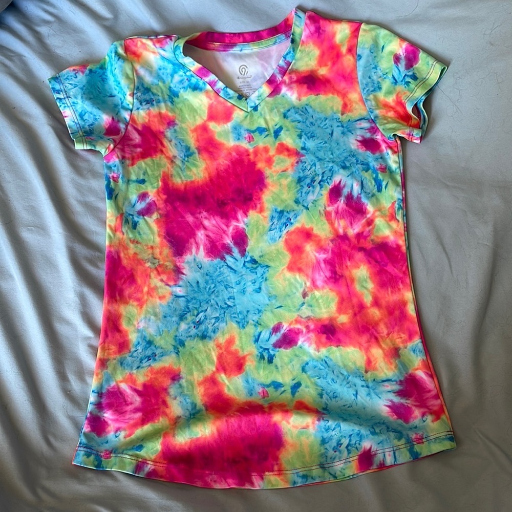 A v neck sports T shirt